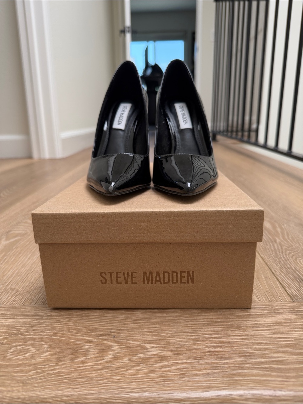 Steve Madden Black Patent Pointed Toe Pumps